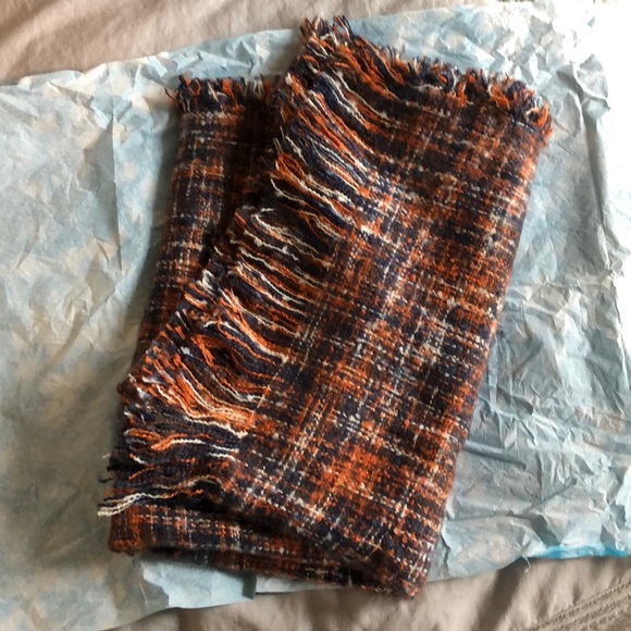 Accessories - Knit scarf Accessories - Knit scarf